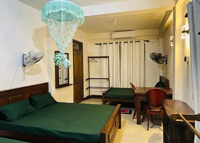 Sensitha Holiday Home